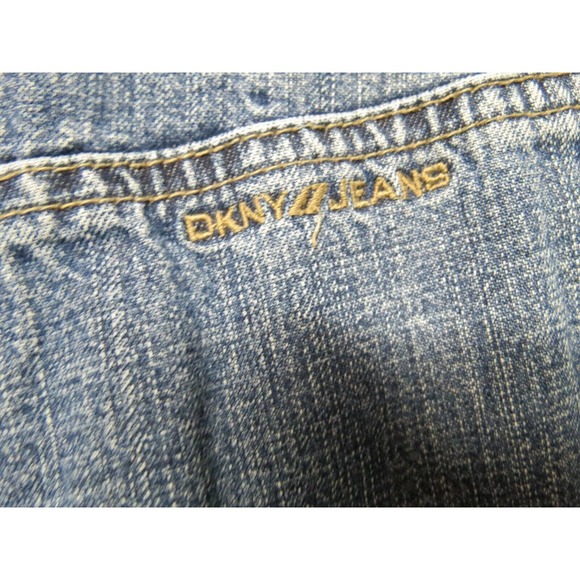 Vintage DKNY Jeans Denim Size 4 100% Cotton w/ Seams on Front and Back of Legs - Picture 8 of 10